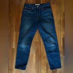 Levi’s Wedgie jeans